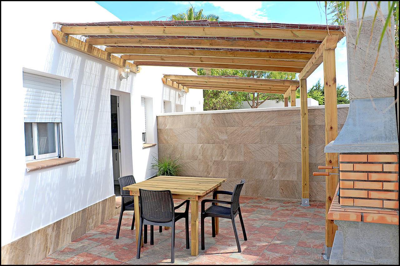 Bungalow La Roa V Conil De La Frontera Exterior photo